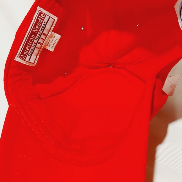 NHL CALGARY FLAMES BALL CAP NWT! - Picture 5 of 7